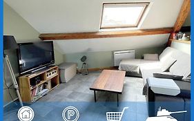 Les Combles De L Aure Grand Studio Cosy Confortable Classe 3 Etoiles Centre Bayeux 2 Mn A Pied Cathedrale Proche Plages Du Debarquement